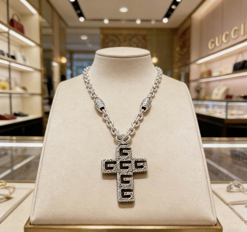 Gucci Necklace  02yxs56
